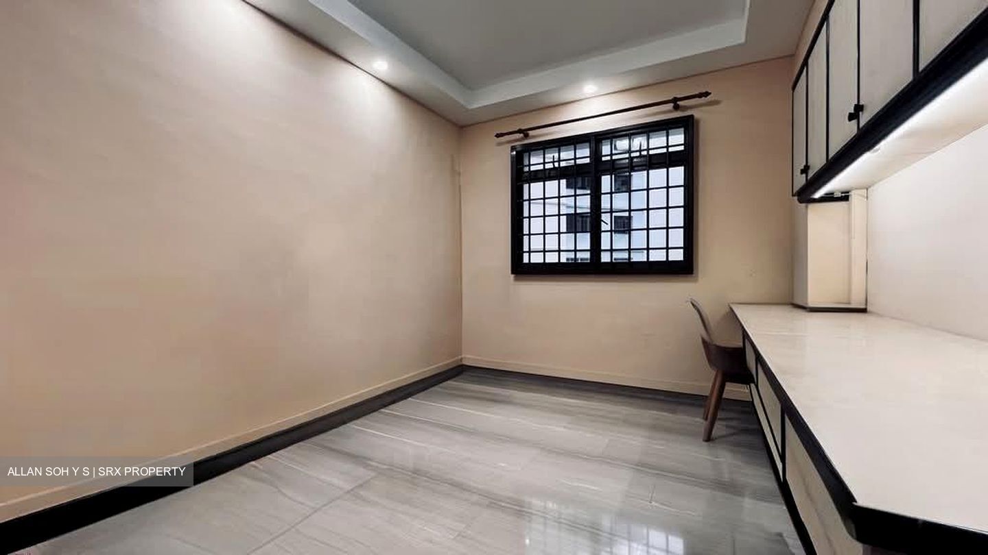 Blk 201B Compassvale South Gate (Sengkang), HDB 5 Rooms #570116181
